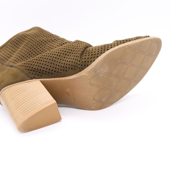 Kaari Blue FRANKIE Olive Green Perforated Ankle Boots Women 8 Slouchy Booties - Picture 12 of 13